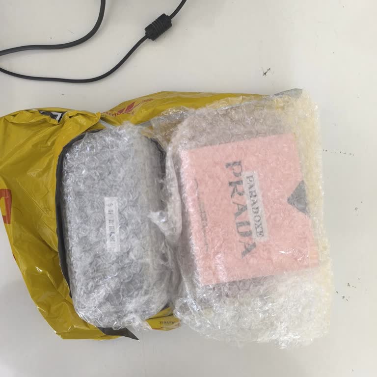 Dior Addict Makyaj Seti Eksik Gönderildi Ve İletişim Cevapsız