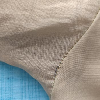Defolu Elbise İçin Ücretsiz Değişim İstendi, 340 TL Ücret Talep Edildi Ve Aynı Ürün Döndü