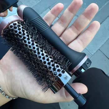 Rossmann'da Kırık Fön Fırçası Ve İlgisiz Mağaza Yaklaşımı