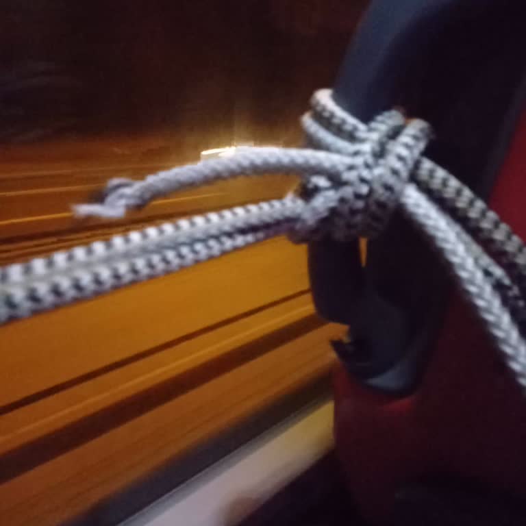 Kırık Koltukta Uzun Yolculukta Çözüm Sunulmayan Mağduriyet
