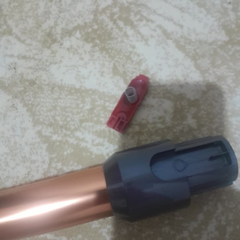 Dyson V10 Süpürgenin Boru Klipsinin Kırılması Ve Ücretsiz Değişim Talebi