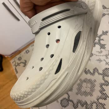 Crocs Terliğinde 20 Gün İçinde Alt Taban Deforme Ve Kayma Sorunu
