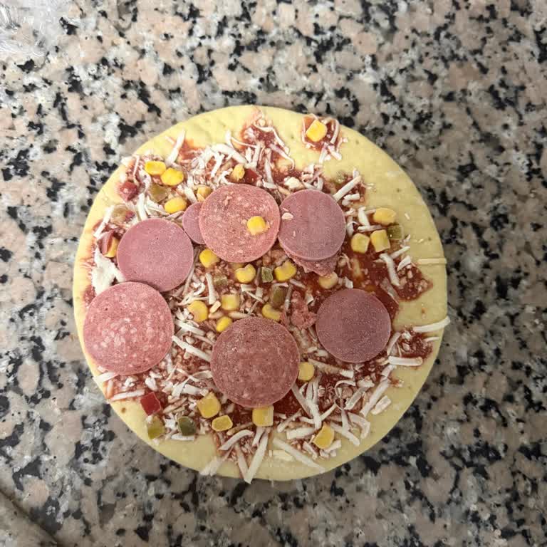 Pizza King İnce Hamur Mix Pizzasında Topping Yok Ve Müşteri Hayal Kırıklığı Yaşadı