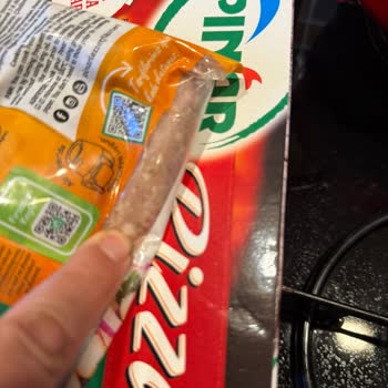 Erimiş Köfte Ve Pizza Teslimatı Değişim Sürecindeki Sürekli Gecikmeler