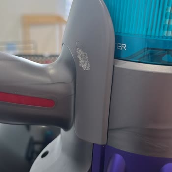 Dyson Gen5 Süpürgede Boru Deformasyonu Ve Batarya Arızası Garanti Kapsamına Alınmıyor