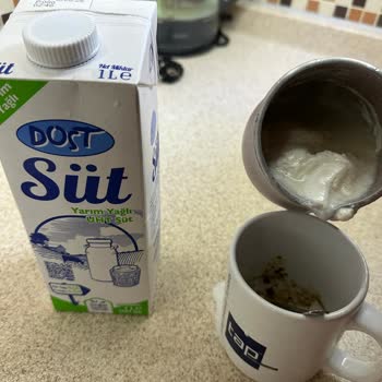 BİM’den Bozuk Süt Ve Hijyen Sorunu