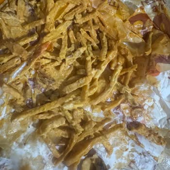 Mogaf Hatay Döner Tavuk Döner Başlığı Altında Yanmış Et Ve Bayat Lavaş