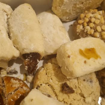 Hira Coffee Patisserie Bostanlı Kurabiyelerden Saç Çıktı!