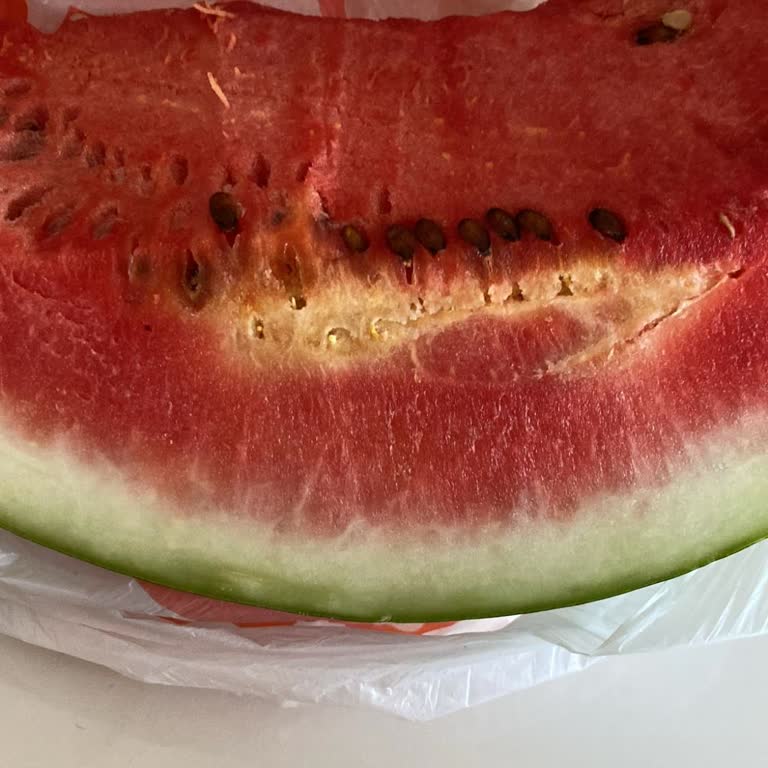 Şok Market’te Bozuk Karpuz İçin İade Talebi Reddedildi