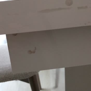 Serra Home’da Yanlış Ve Çizik Mobilyalar İçin Üç Aylık Çözüm Talebi