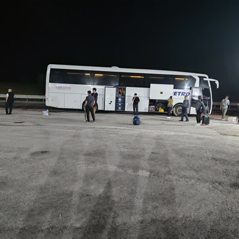 Uşak'ta Otobüs Arızası Ve Tam Dolu Yeni Otobüs Nedeniyle 6.300 TL'lik Bilet İadesi Talebi