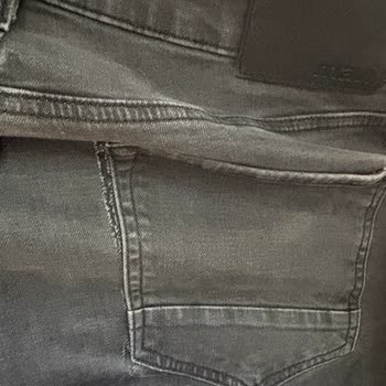 Mavi Jeans Pantolonun Hızlı Yırtılması Kalite Şikayeti