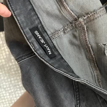 Mavi Jeans Pantolonun Hızlı Yırtılması Kalite Şikayeti