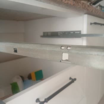 Samet Shoplu Ray Sisteminde Stop Amortisör Tırnağı Kırılması Ve Yedek Parça Temininde Zorluk