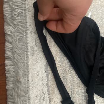 Kom Mayo Ve Tekstil Cildimi Tahriş Edip Yara Yaptı