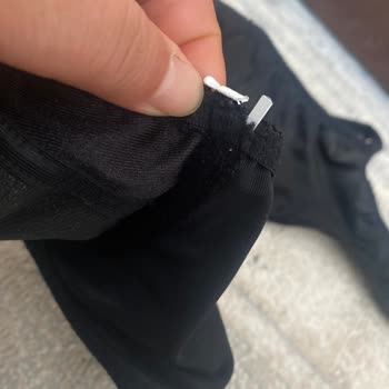 Kom Mayo Ve Tekstil Cildimi Tahriş Edip Yara Yaptı