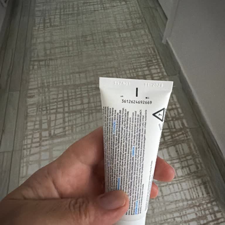 Kayıtsız La Roche-Posay Ürünü Satışı Ve Orijinallik Şüphesi