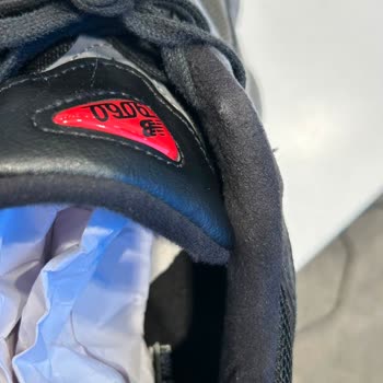 Sneaks Up Deforme New Balance Ayakkabım İade Reddiyle Karşılaştım