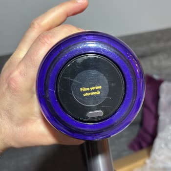 Dyson V12 Bakım Servisinde Hasarlı Ürün Ve Yetersiz Kontrol