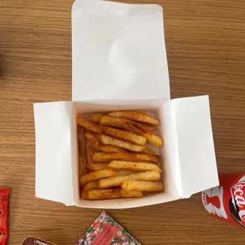 Cajun Corner Siparişindeki Yetersiz Porsiyon Ve Fazla Ücret