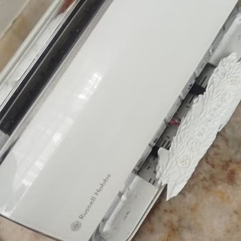 Yurtiçi Kargo’da Kırılan Russell Hobbs Ekmek Kızartma Makinesi İçin Tazmin Talebi