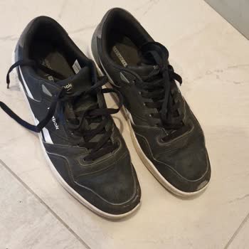 Reebok Clean Way Erkek Ayakkabısının 8 Ayda Deri Soyulması Ve İade Talebi