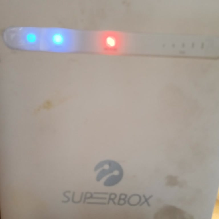 Superbox Cihazı Arızalı, İnternet Kesildi Ve Müşteri Hizmetinden Yanıt Yok