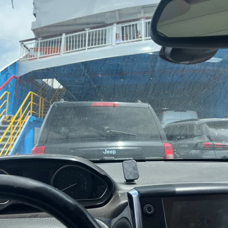 Geyikli Bozcaada Feribotu'nda Sahte Belediye Yetkilileri Ücret Talep Etti