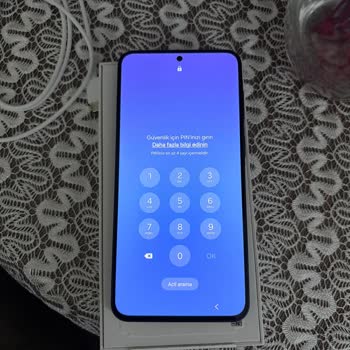Samsung A57 5G Telefon Kendi Kendine Kilitlendi Tekrarı Üzerine İade Talebi
