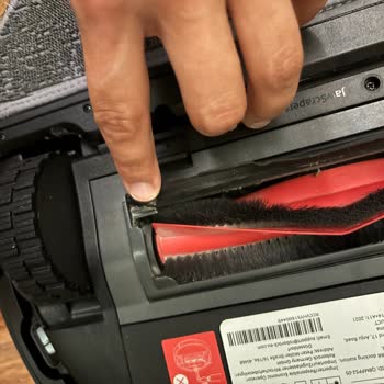 Roborock Alt Fırça Kapağı Kırıldı, Garanti Değişimi Reddedildi, Müşteri Hizmetleri Yardımsız