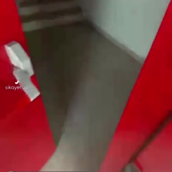 5 Ocak Devlet Hastanesi Yangın Merdiveninde Sigara İzmaritleri