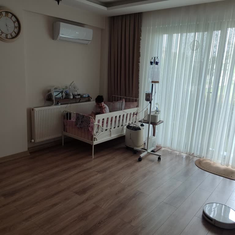Koltuk Takımım 2 Ay Beklemede Engelli Çocuğumun Sağlığını Tehlikeye Atıyor