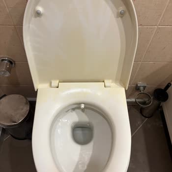 Karya Family Resort'ta Hijyenik Olmayan Odalar Ve Kötü Koku