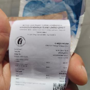 Restoran Kapısının Otomatik Mekanizması Çökerek Tehlike Yaratması Ve İhmali