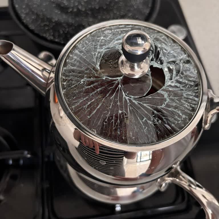 Cam Kapak Patlaması Ve Garanti Reddi