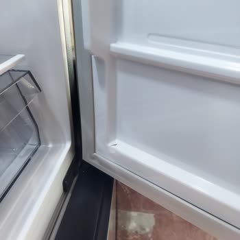 Arçelik Buzdolabı Plastik Raflarda Kırılma Ve Kapak Ezilmesi