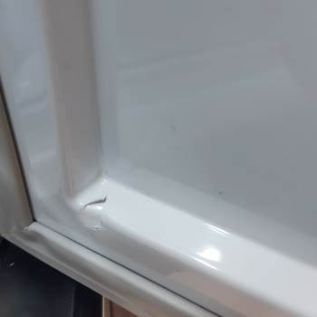 Arçelik Buzdolabı Plastik Raflarda Kırılma Ve Kapak Ezilmesi