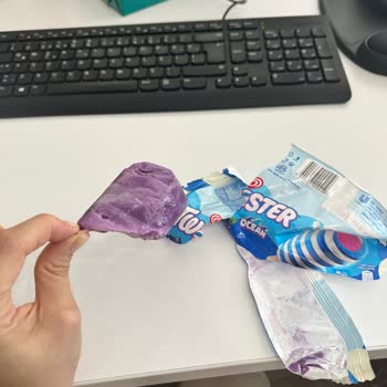 Algida Twister Ambalajı Ve Ürün Arasındaki Fark