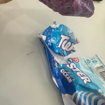 Algida Twister Ambalajı Ve Ürün Arasındaki Fark