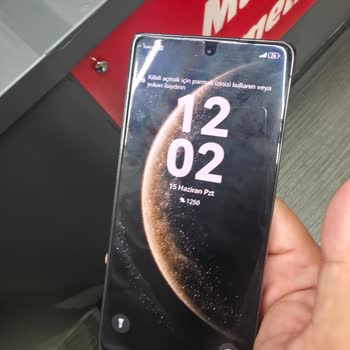 Huawei Mate X6 Ekran Kararması Ve Media Markt'tan Haksız Ücret İadesi