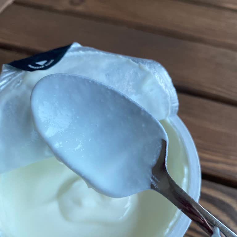 Üç Adet Sek Protein Quark’ta Ayrışık Yapı Sebebiyle İade Talebi