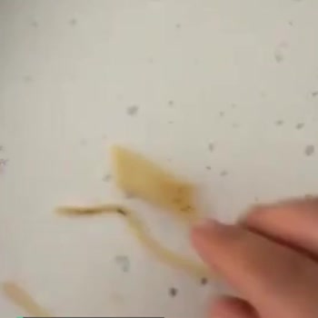 Mutlu Makarna'dan Çıkan Siyahlıklar