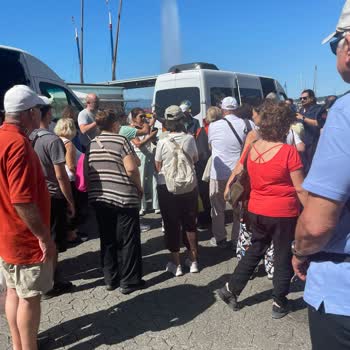 Otobüs Arızası Ve Uzun Beklemeler Nedeniyle Yaşanan Ağır Mağduriyet