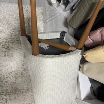 Modalife'de Kırılan Sandalye Güvenlik Riski Ve Cevapsız Müşteri Desteği