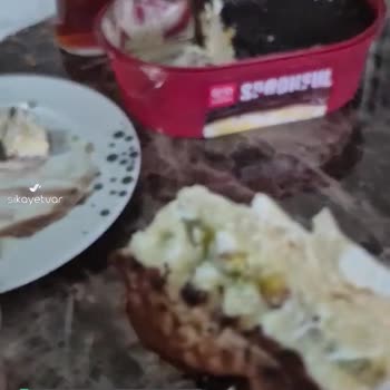 BİM Osmanoğlu Soğuk Baklava İçinden Kıl Çıktı