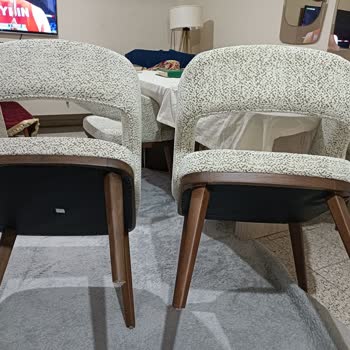 Geciken Teslimat Ve Teşhir Ürünü Olarak Gelen Sandalyelerde Renk Ve Kalite Farklılığı