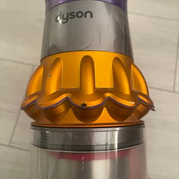 Dyson V15 Yan Plastiği Soyuldu Çekiş Gücü Azaldı Ve Garanti Dışı 6500 TL Ücret Talebi