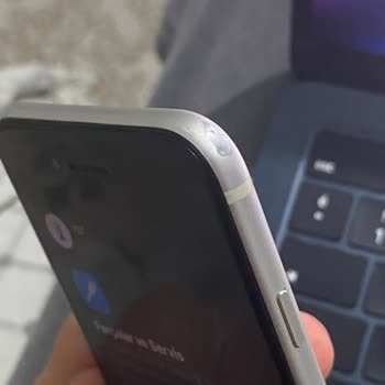 Getmobil Yanıltıcı Kozmetik Bildirimiyle Gelen Kusurlu İPhone Se 2020 Değişim Talebi