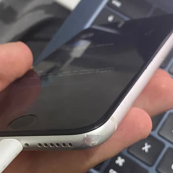 Getmobil Yanıltıcı Kozmetik Bildirimiyle Gelen Kusurlu İPhone Se 2020 Değişim Talebi