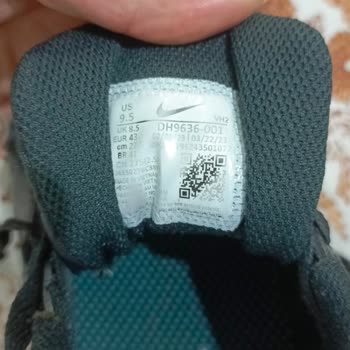Nike Air Ayakkabısının Topuk Arka Plastik Parçası Kullanılamaz Hale Geldi